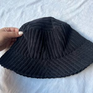URBAN OUTFITTERS black, velvet, unisex, bucket hat